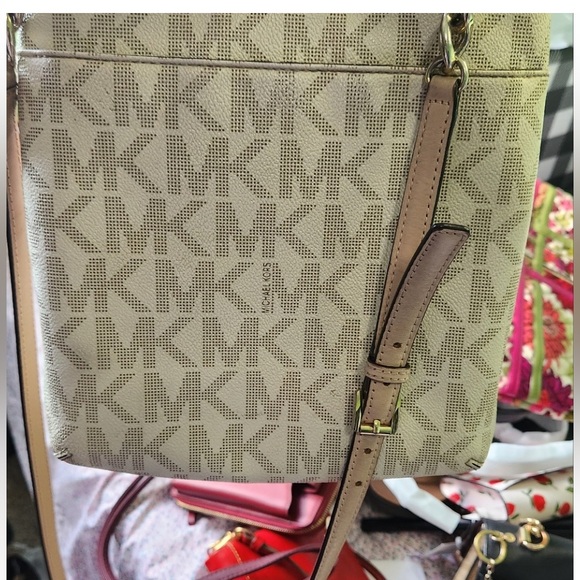 Michael Kors Logo Print Crossbody Bag - Picture 2 of 2